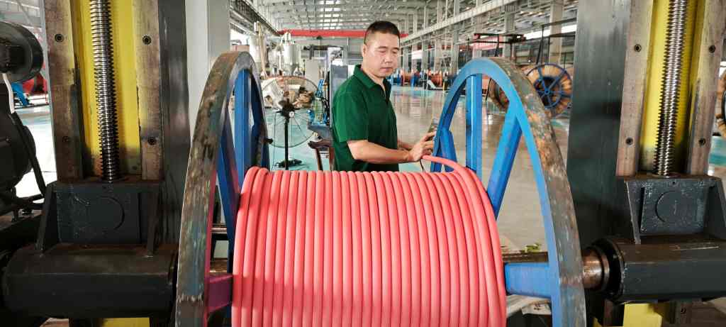 《秋韻嘉魚(yú)，匠心織纜——中晨線(xiàn)纜的豐收季》